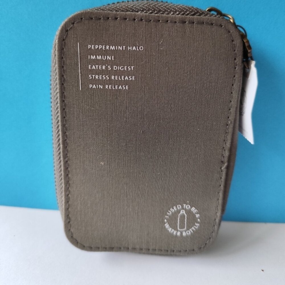 Free with $20 purchase🍭Saje Essential Oil Pocket Farmacy - Pocket only